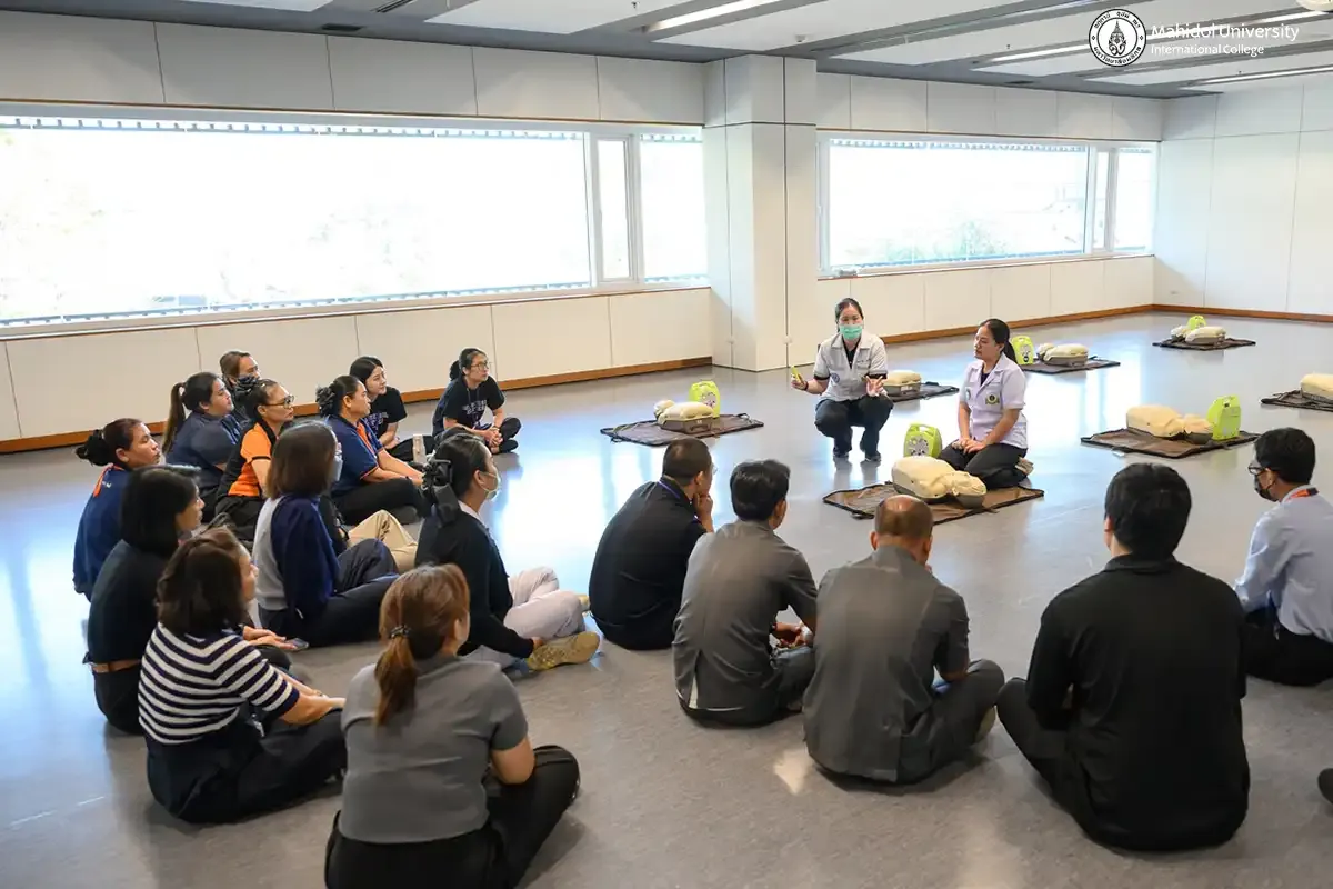 MUIC Staff Undergo First Aid & BLS Training