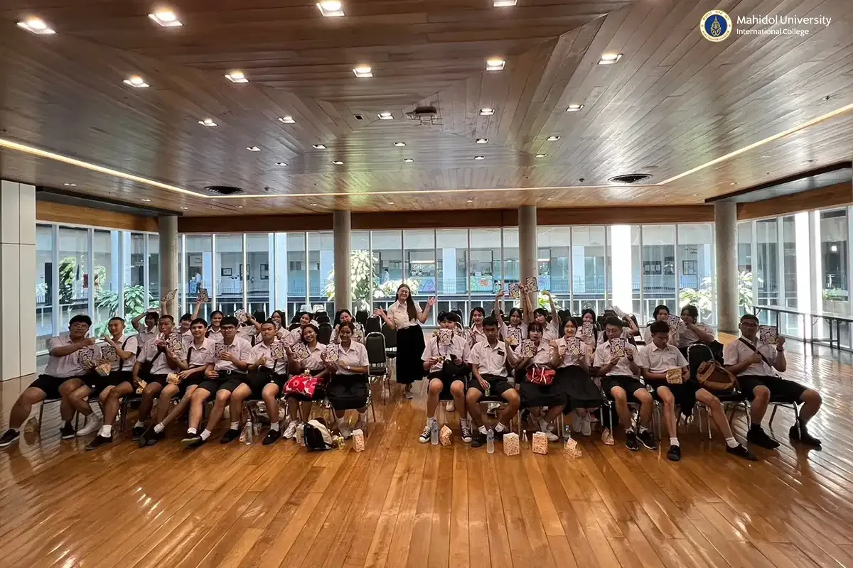 MUIC Welcomes Visitors from Phuket Wittayalai School