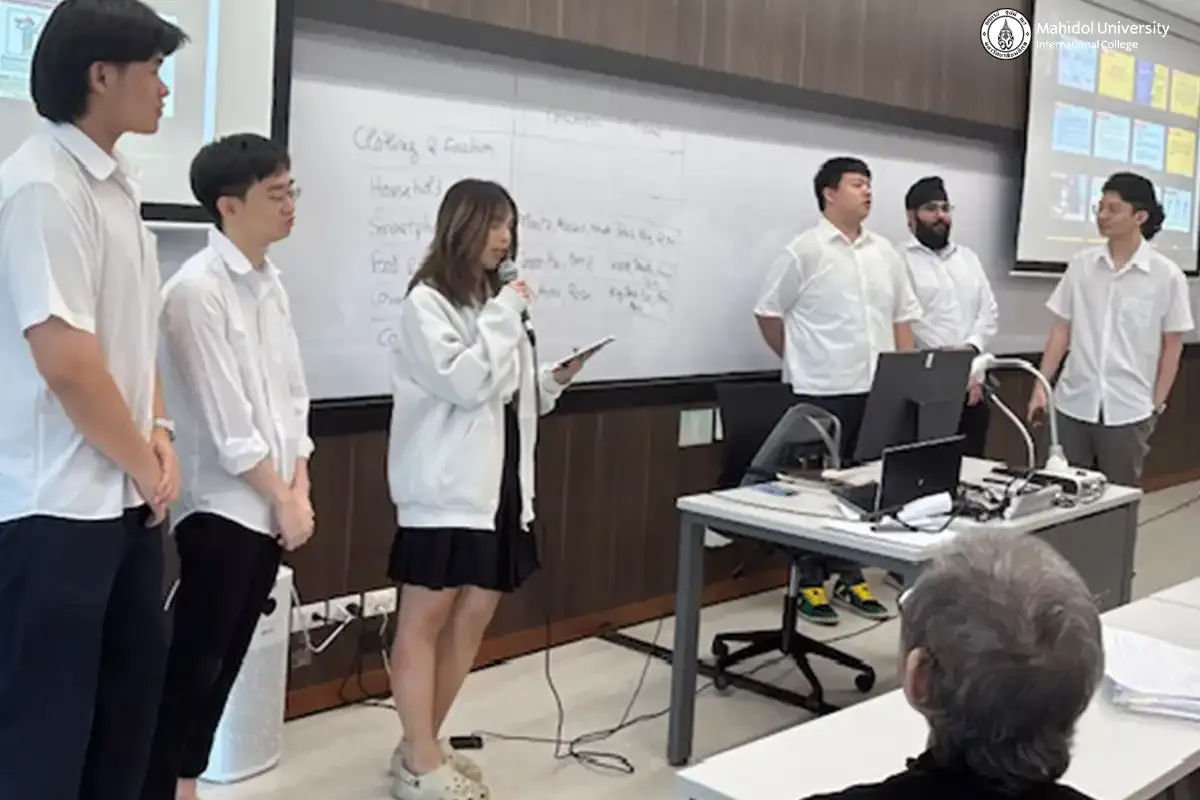 Stock Exchange of Thailand Expert is Guest Speaker in BBA Class