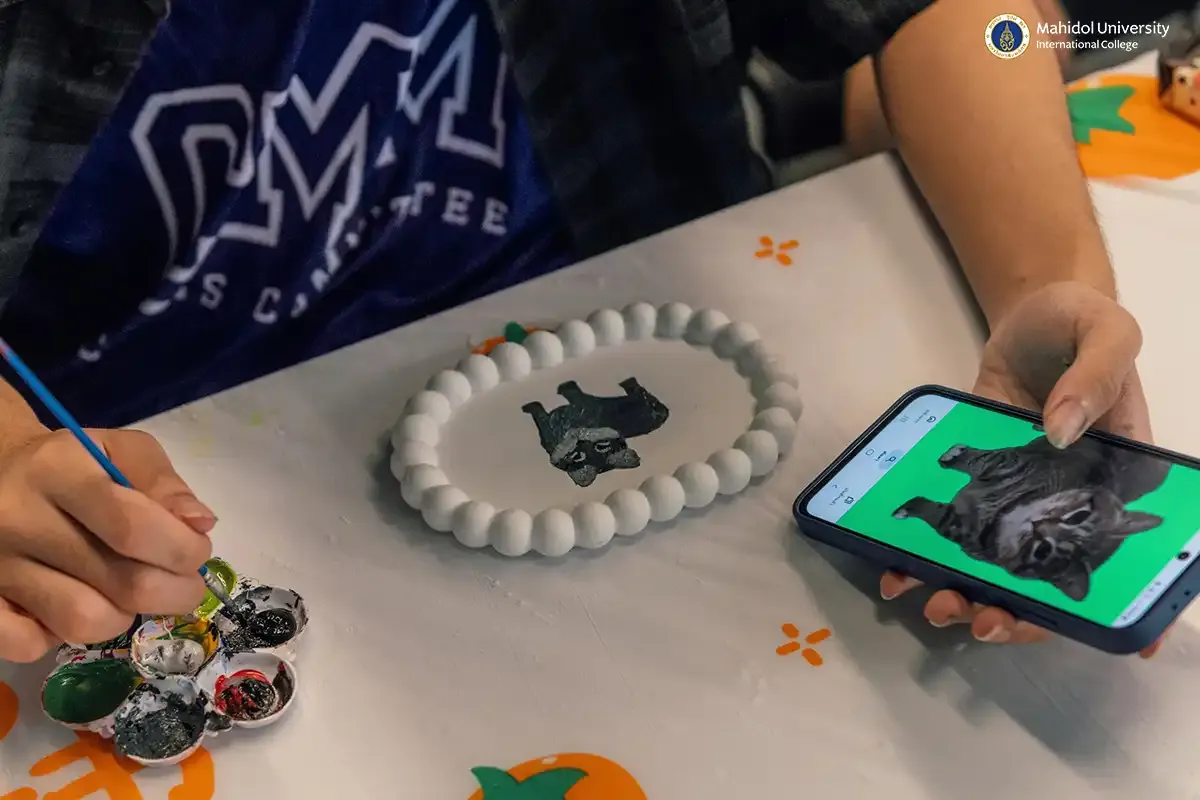 Student Association Celebrates MUIC Students’ Artistry in “Creative Market”