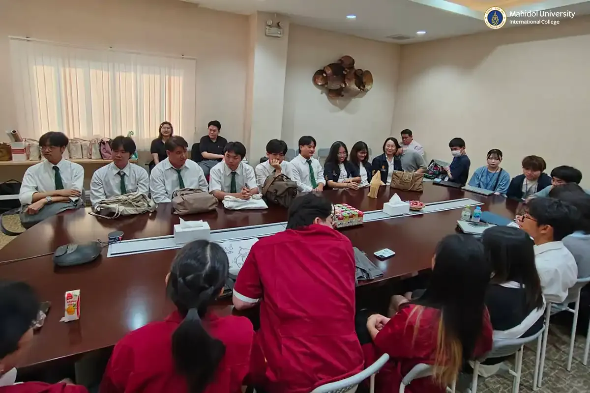 Food Science and Technology Students Visit Food Factory in Rayong