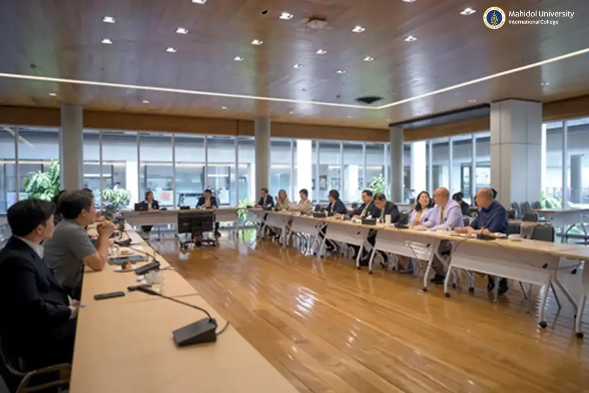 MUIC Hosts Siriraj Faculty of Medicine for International Medical Program Discussion￼