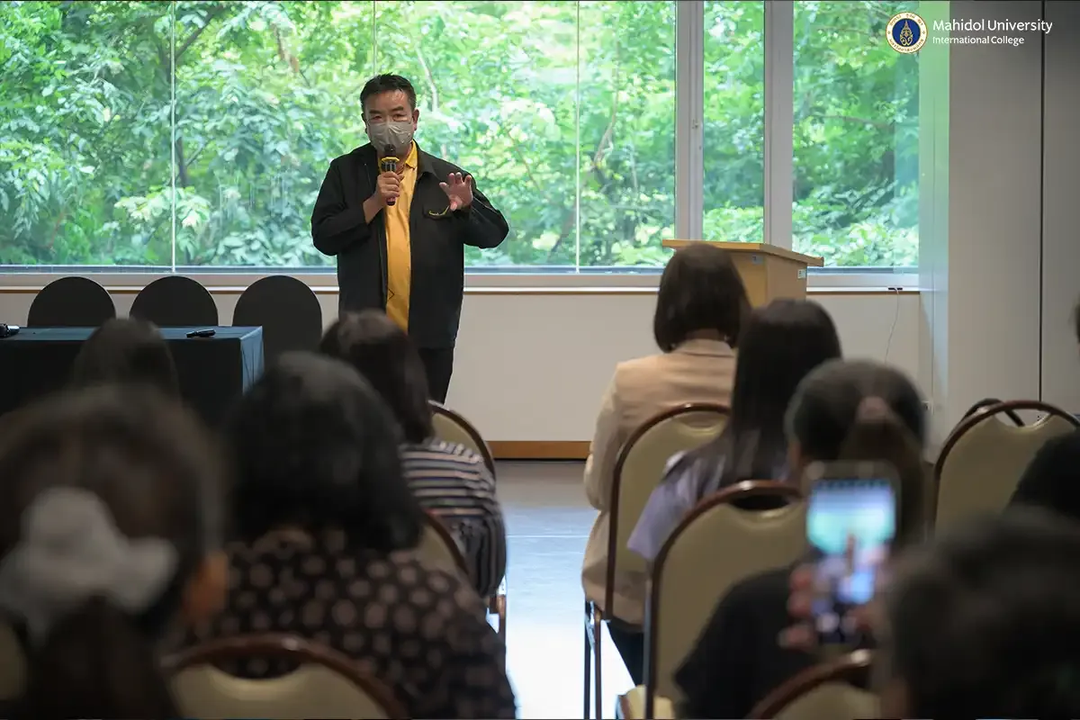 MUIC Organizes Emergency Mental Health Response Training for Staff