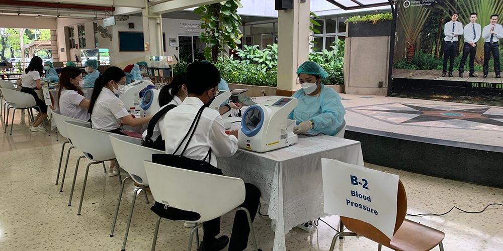 New MUIC Students Undergo Physical Exam