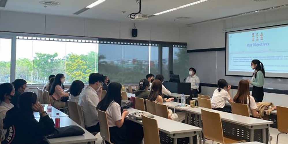 Sign Language Club’s “The Sign of the Times”