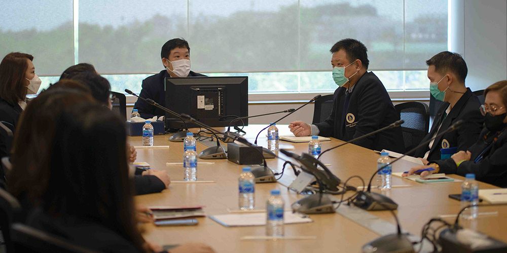 MUIC warmly welcomed visitors from the Faculty of Pharmacy, MU