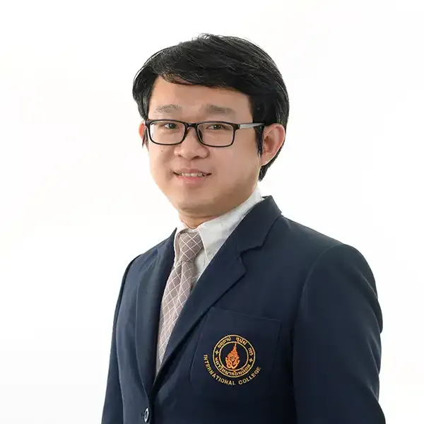 Dr.Weerapong Phadungsukanan