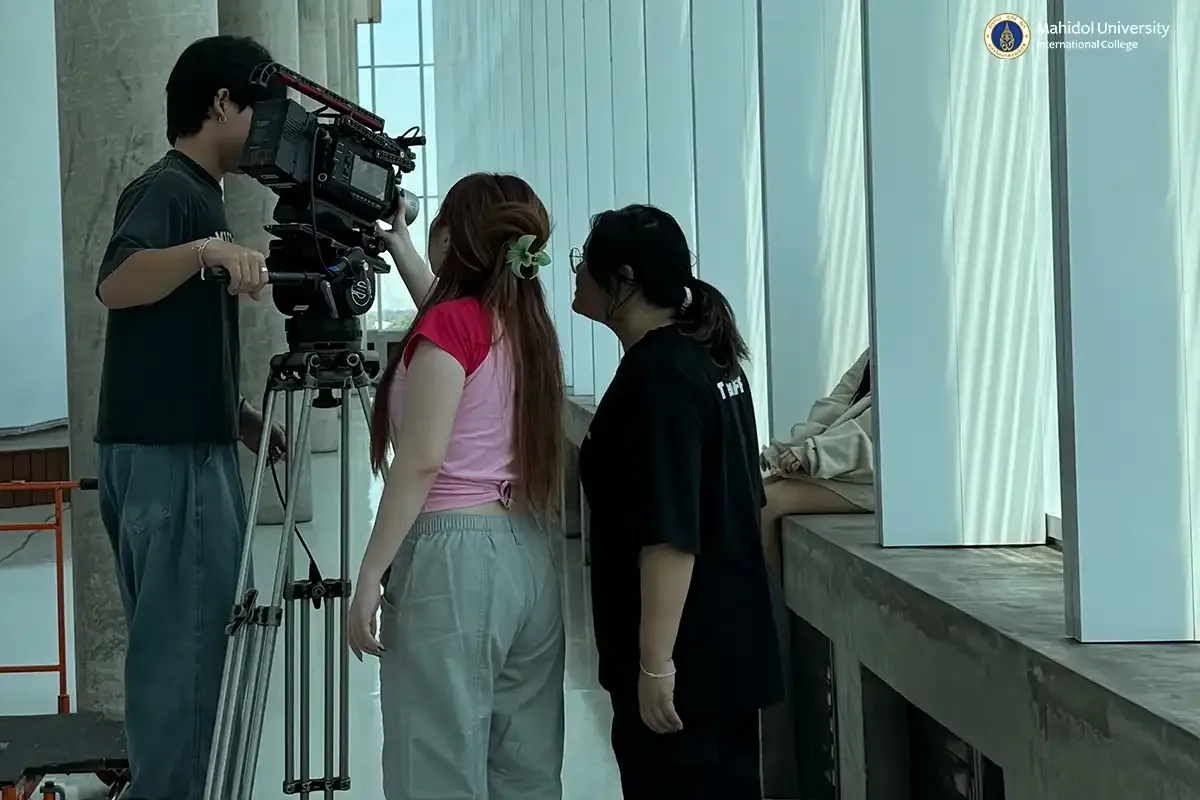 Media and Communication Major: Lights, Camera, Action!￼