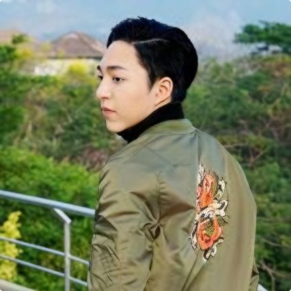 นักศึกษาทุน PC สำหรับความเป็นเลิศ Mr. Sila Sompook (Ta)