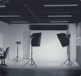 สตูดิโอขนาดใหญ่สำหรับถ่ายทำและจัดกิจกรรม