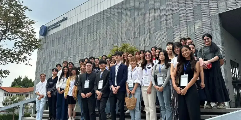 MUIC Students Visit Bank of Thailand