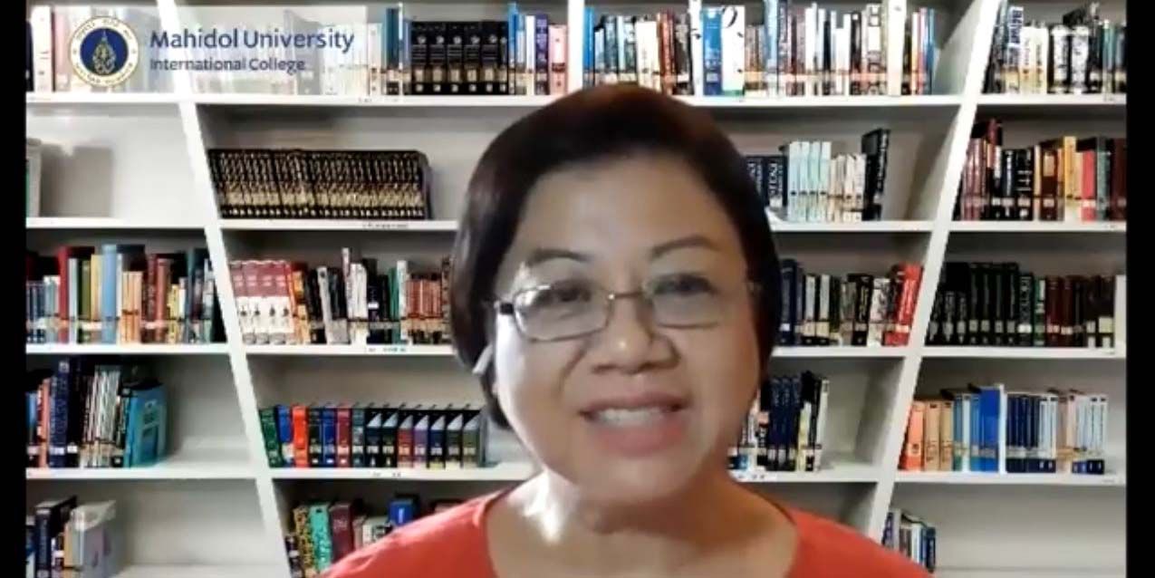 Students in Online Meeting with MUIC Dean and Executives