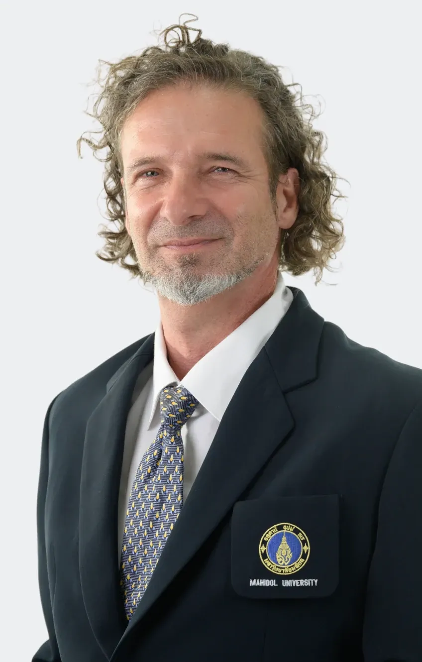 Assoc. Prof. Dr. Roman Meinhold 